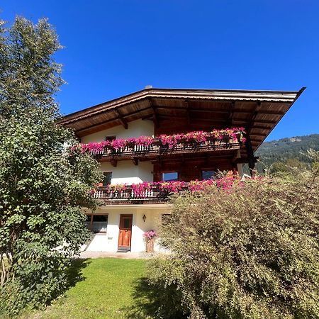 Ferienwohnung Steinbock Terrasse, Gartensauna, Garten, Grillplatz Stumm Ngoại thất bức ảnh