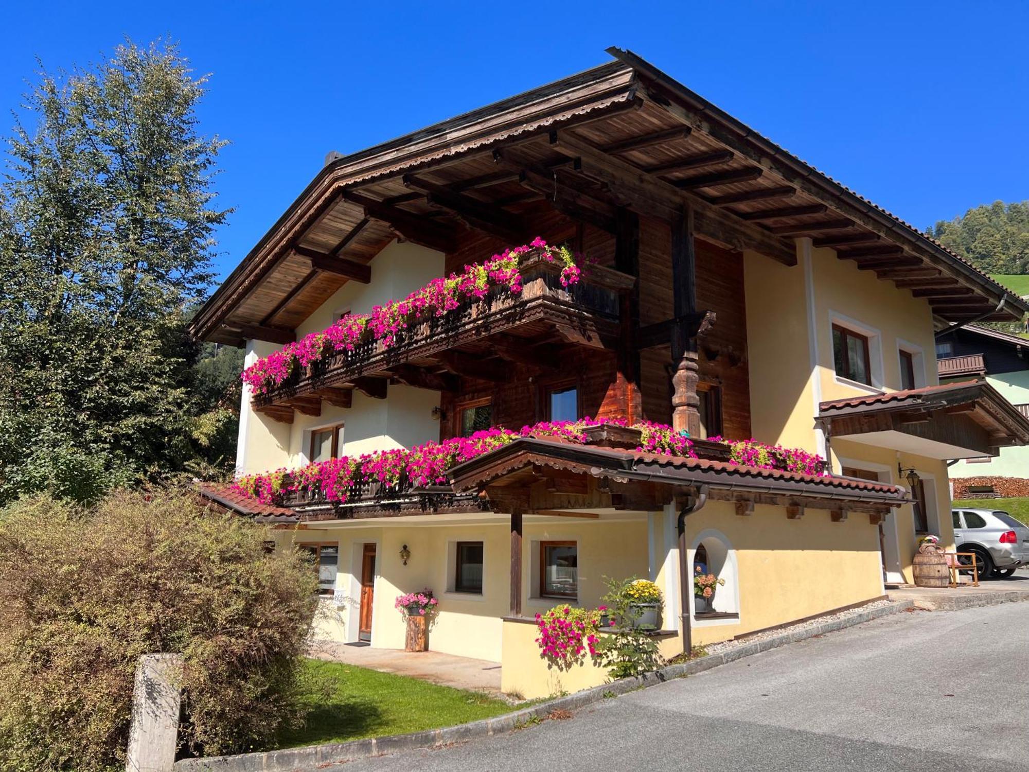 Ferienwohnung Steinbock Terrasse, Gartensauna, Garten, Grillplatz Stumm Ngoại thất bức ảnh